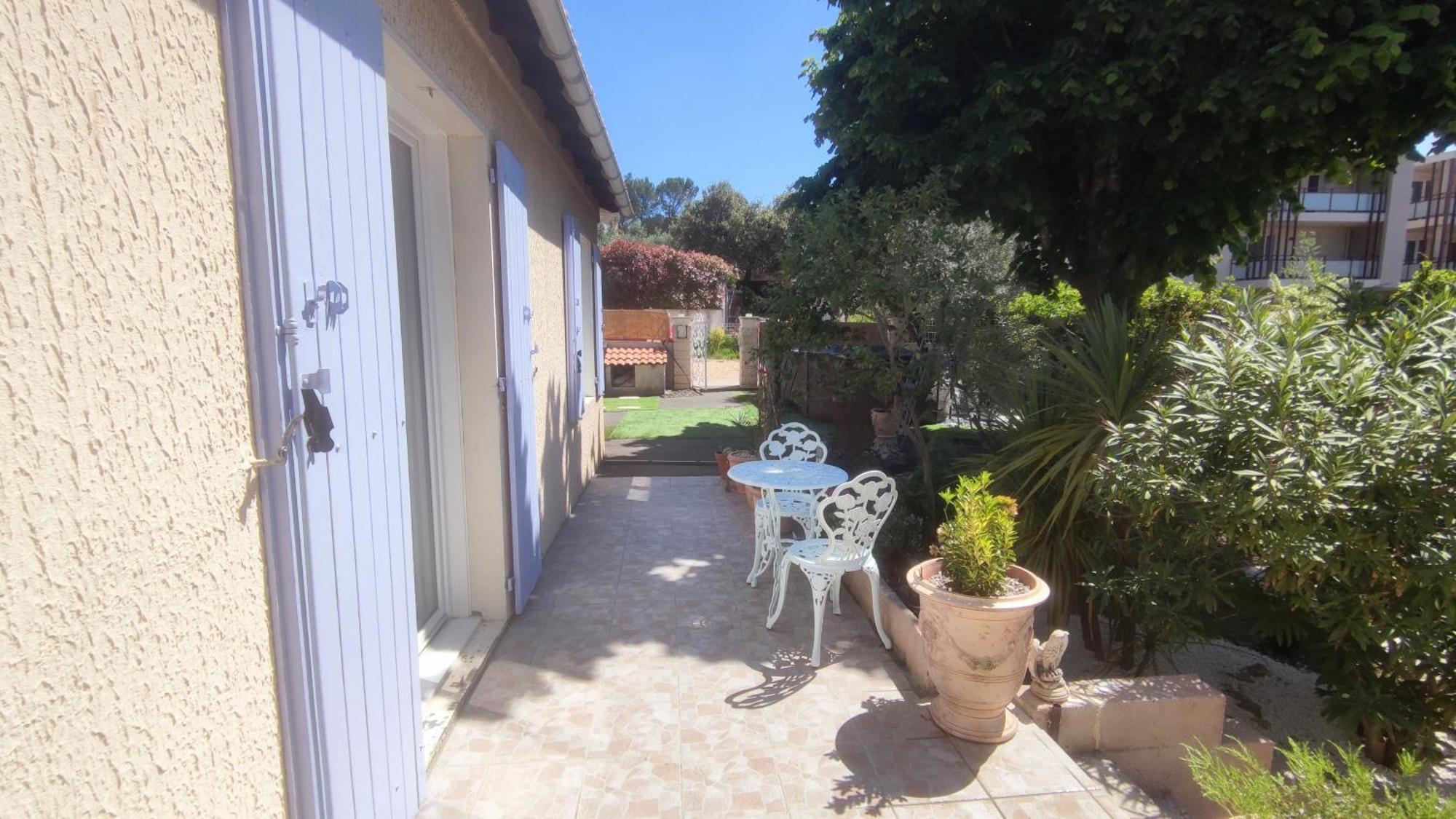 Le Jardin Des Rocailles - Villa 4 Chambres Climatisee Avec Piscine A Deux Pas D'Avignon Villeneuve-lès-Avignon Exterior photo