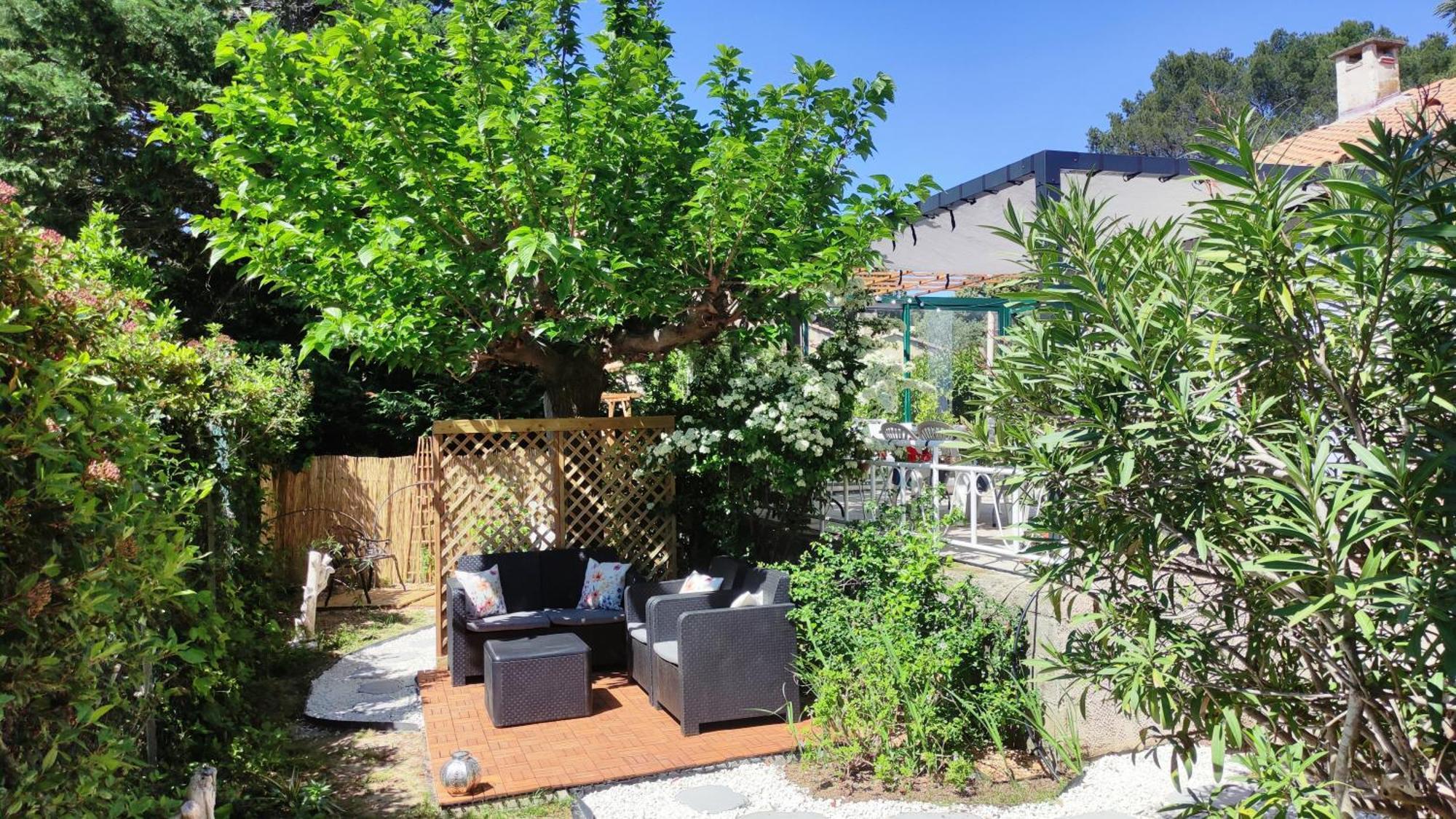 Le Jardin Des Rocailles - Villa 4 Chambres Climatisee Avec Piscine A Deux Pas D'Avignon Villeneuve-lès-Avignon Exterior photo